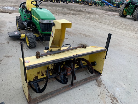 2009 John Deere 2305 - Grossenburg Implement